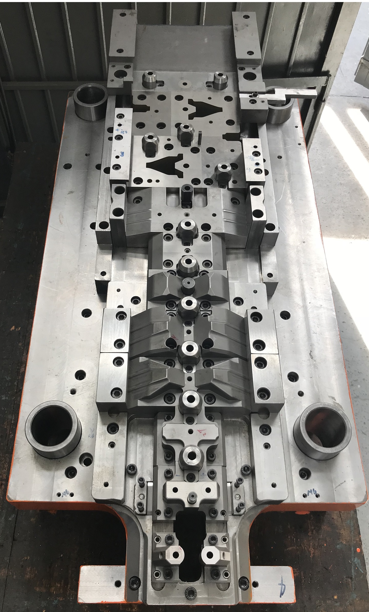 FERRAMENTA PROGRESSIVA 3.jpg